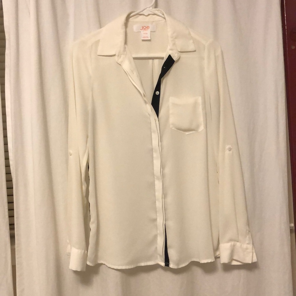 XSmall white blouse by Joe Fresh